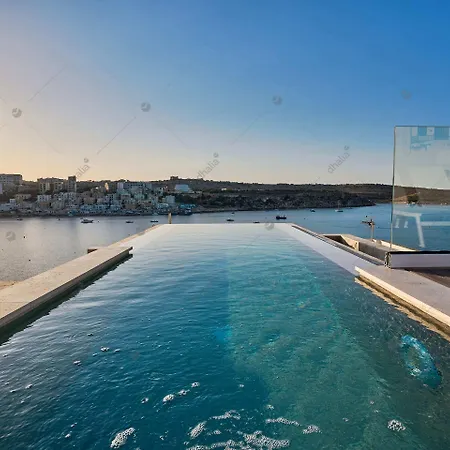 Luxury House With Pool-hosted By Sweetstay 빌라