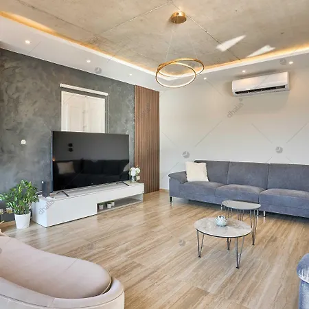 Luxury House With Pool-hosted By Sweetstay * 세인트폴스베이